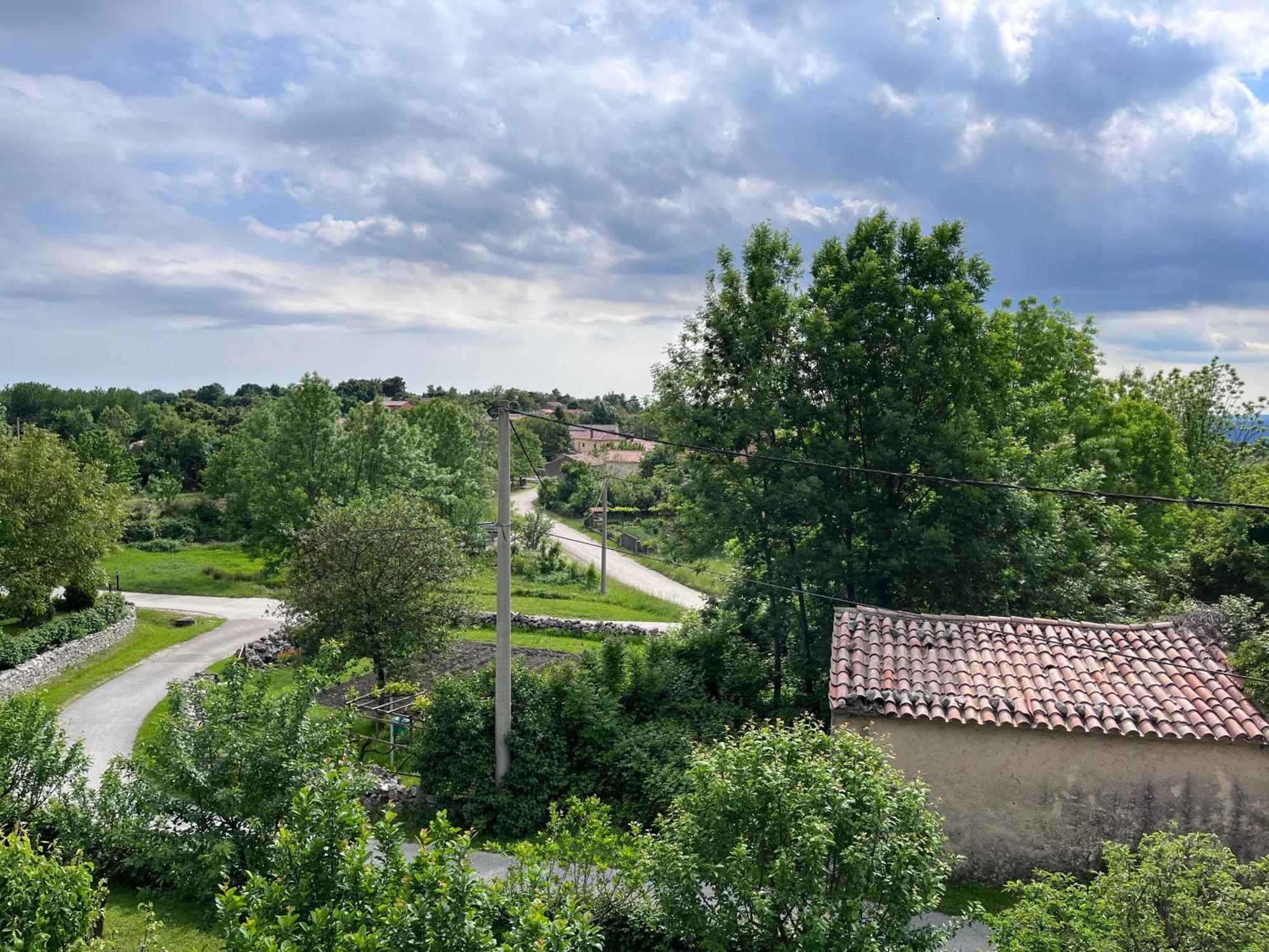 Apartment Vista Lupoglav  Екстериор снимка