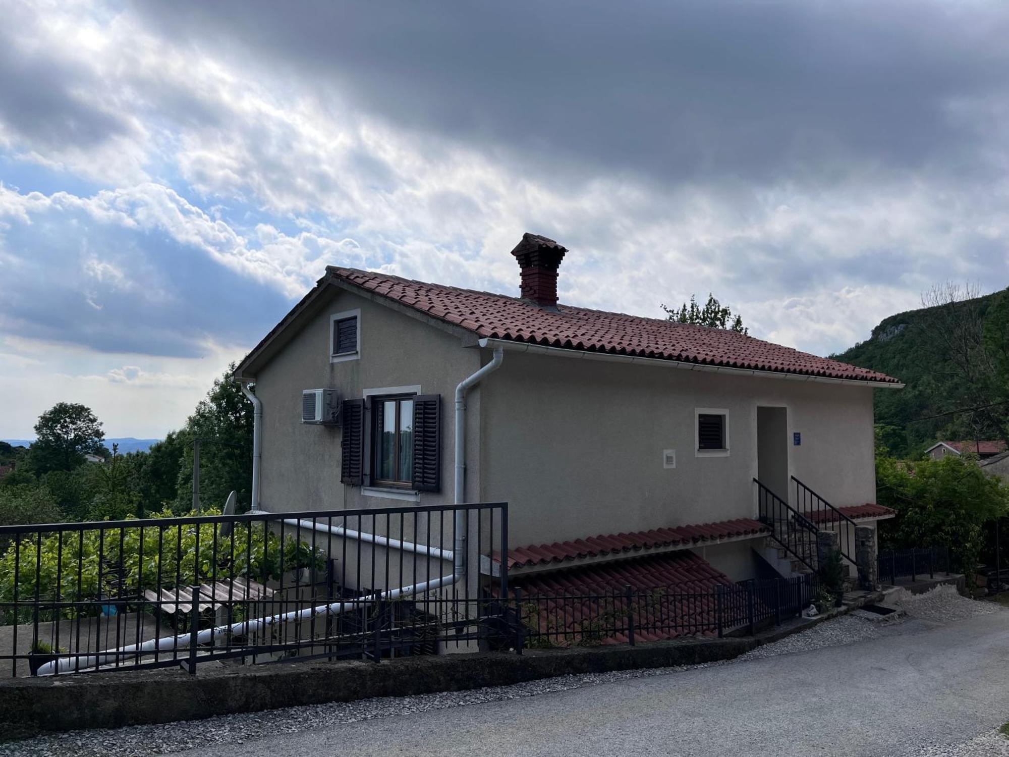 Apartment Vista Lupoglav  Екстериор снимка